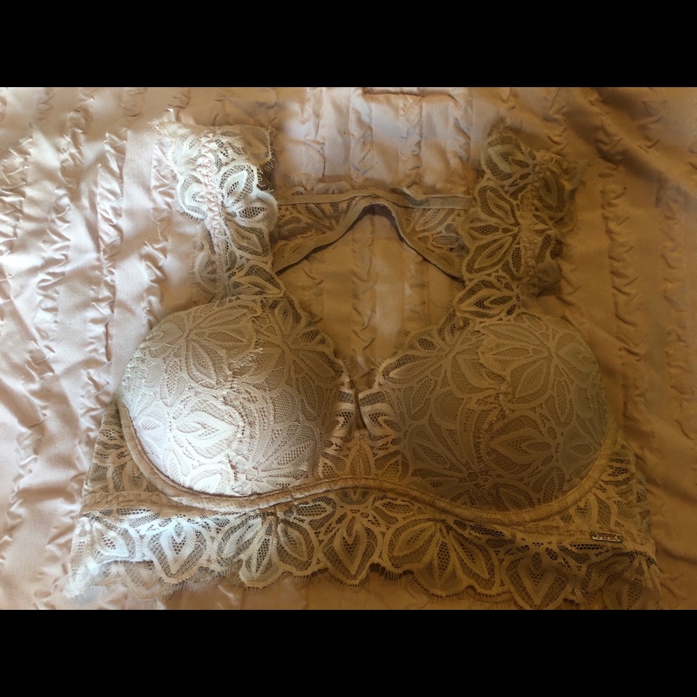 VS Light Pink Lace Bra